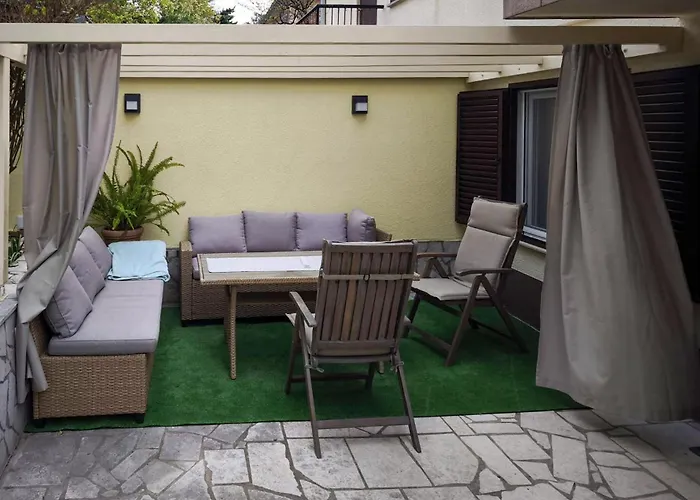 Lovely In With Wifi Apartmán Kraljevica