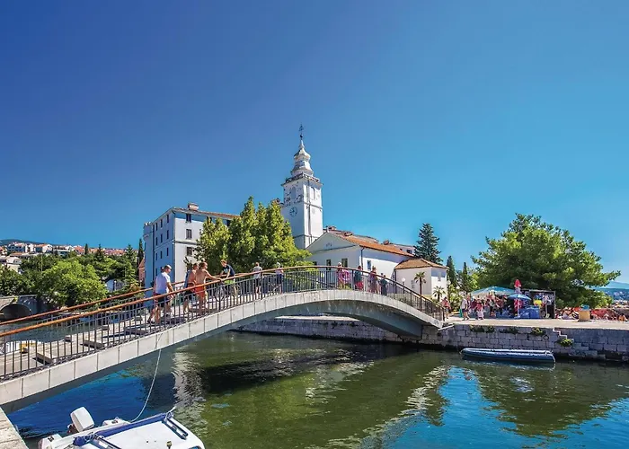 Apartamento Lovely In With Wifi Kraljevica